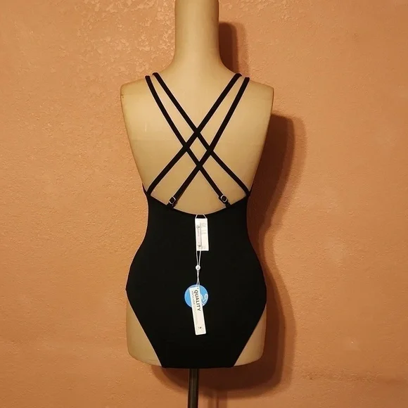 New! Classic black swimsuit Size small. Beach swim pool lake vacation minimalist - Picture 9 of 10